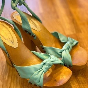 Heels by Jessica Simpson